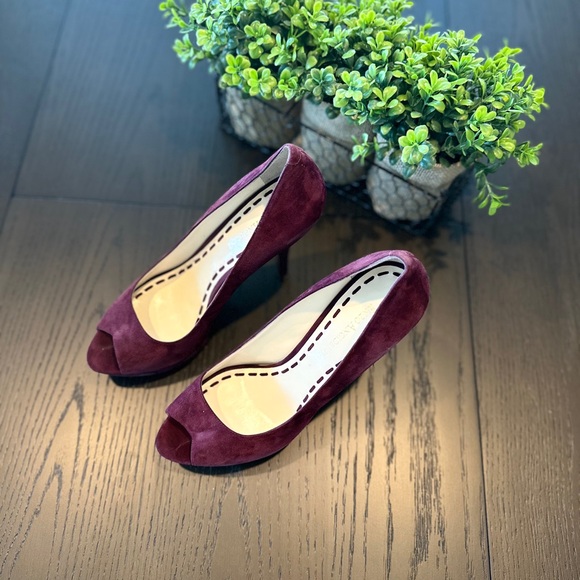 Enzo Angiolini Deep Red Peep-Toe Heels - Picture 1 of 6